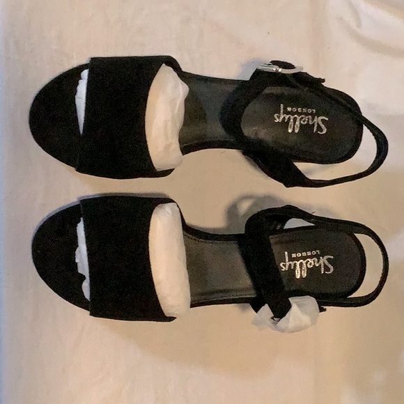 NWOT Shelly’s London Black Platform Sandal - Picture 2 of 9